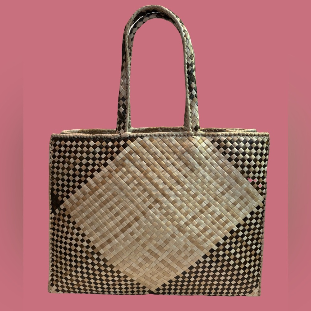 Vintage Hand Woven Grass Bag - Picture 3 of 6